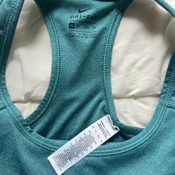 Nike Dri-Fit Sports Bra - Picture 4 of 4